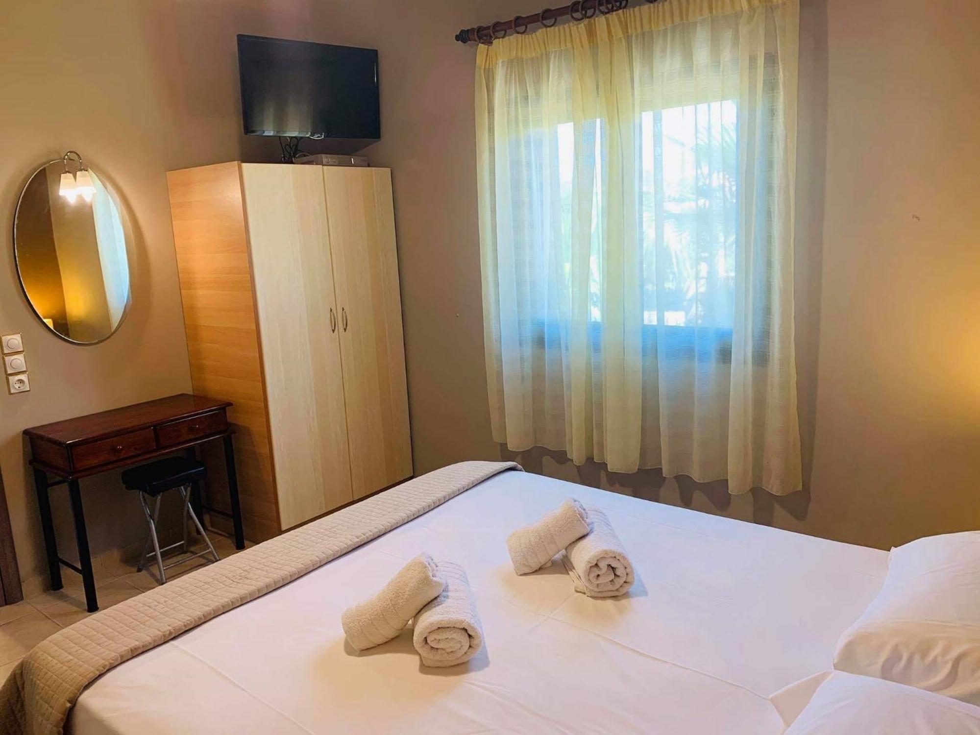Stoúpa Finikes Apartments חדר תמונה