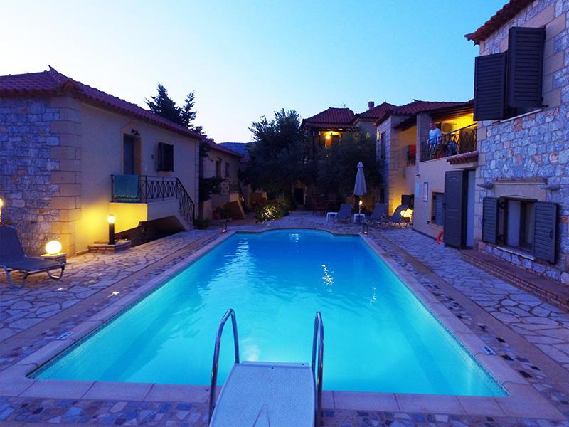 Stoúpa Finikes Apartments מראה חיצוני תמונה